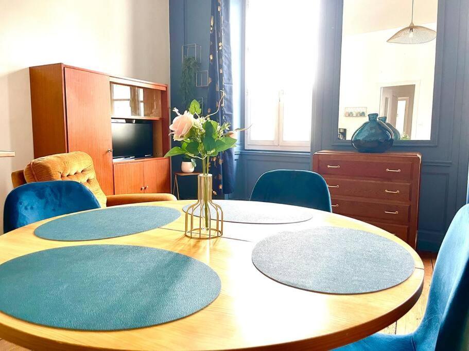 Caporizon-Le Perot-T2 Au Coeur Du Vieux Port 100M Plage Ла-Рошель Экстерьер фото